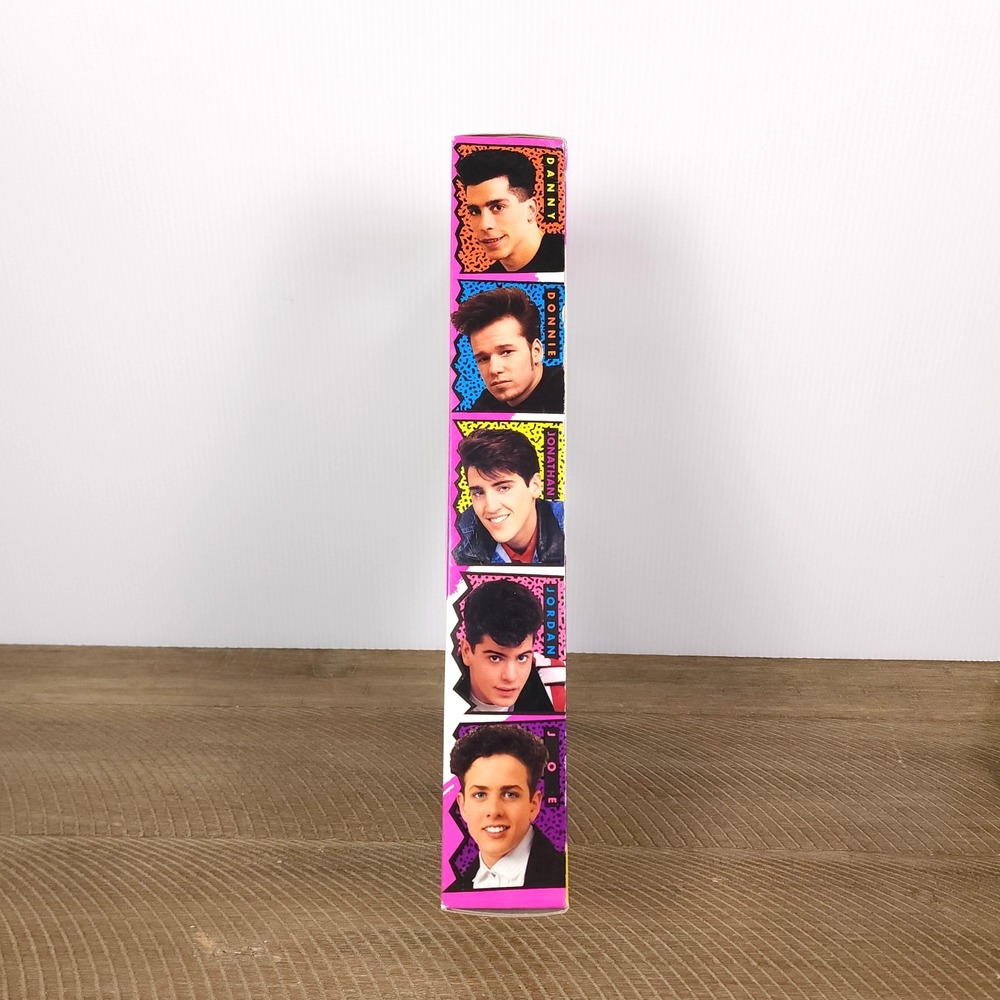 New Kids On The Block Joe Hangin' Loose Fashion‎ Doll Collector Edition 1990 - Picture 4 of 7